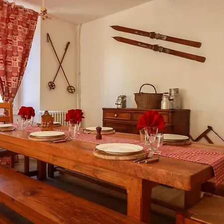 Le Domaine Des 3 Marmottes D' Hotes Oda ve Kahvaltı Cierp