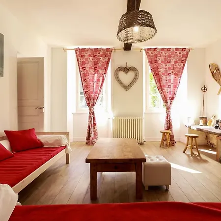 Le Domaine Des 3 Marmottes D' Hotes