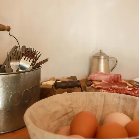 Oda ve Kahvaltı Le Domaine Des 3 Marmottes D' Hotes 3*