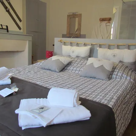 Le Domaine Des 3 Marmottes D' Hotes