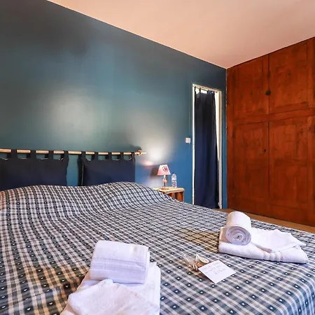 Le Domaine Des 3 Marmottes D' Hotes فندق مبيت وإفطار Cierp