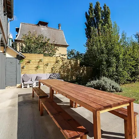 Le Domaine Des 3 Marmottes Couette-café Cierp