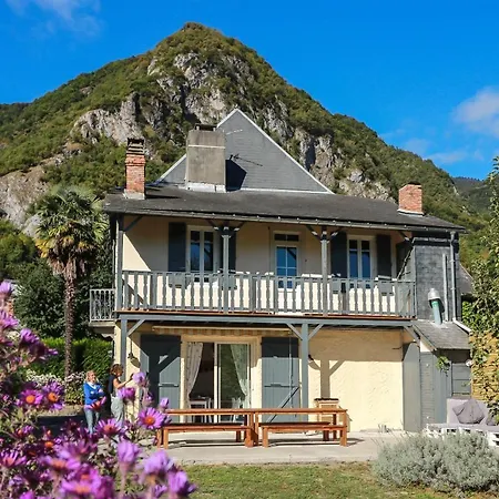 Le Domaine Des 3 Marmottes D' Hotes فندق مبيت وإفطار Cierp