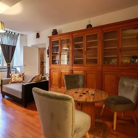 Le Domaine Des 3 Marmottes D' Hotes فندق مبيت وإفطار Cierp