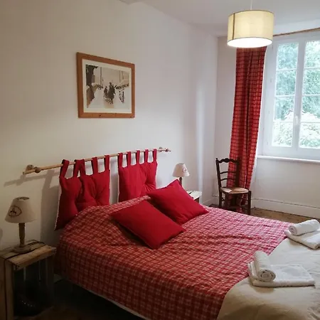 Le Domaine Des 3 Marmottes D' Hotes Bed & Breakfast Cierp