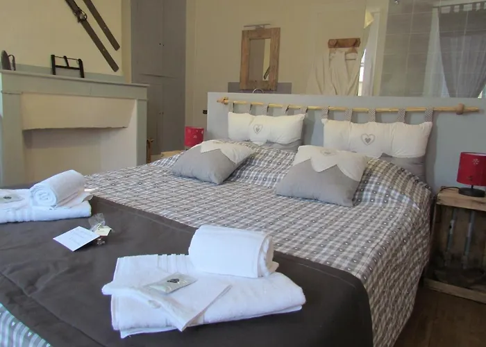 Le Domaine Des 3 Marmottes D' Hotes